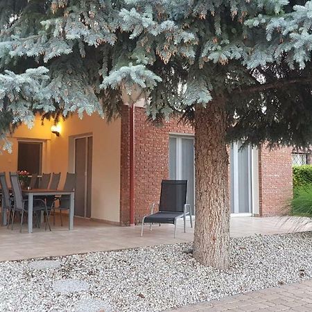 Mimi Apartman Balatonalmádi Exterior photo